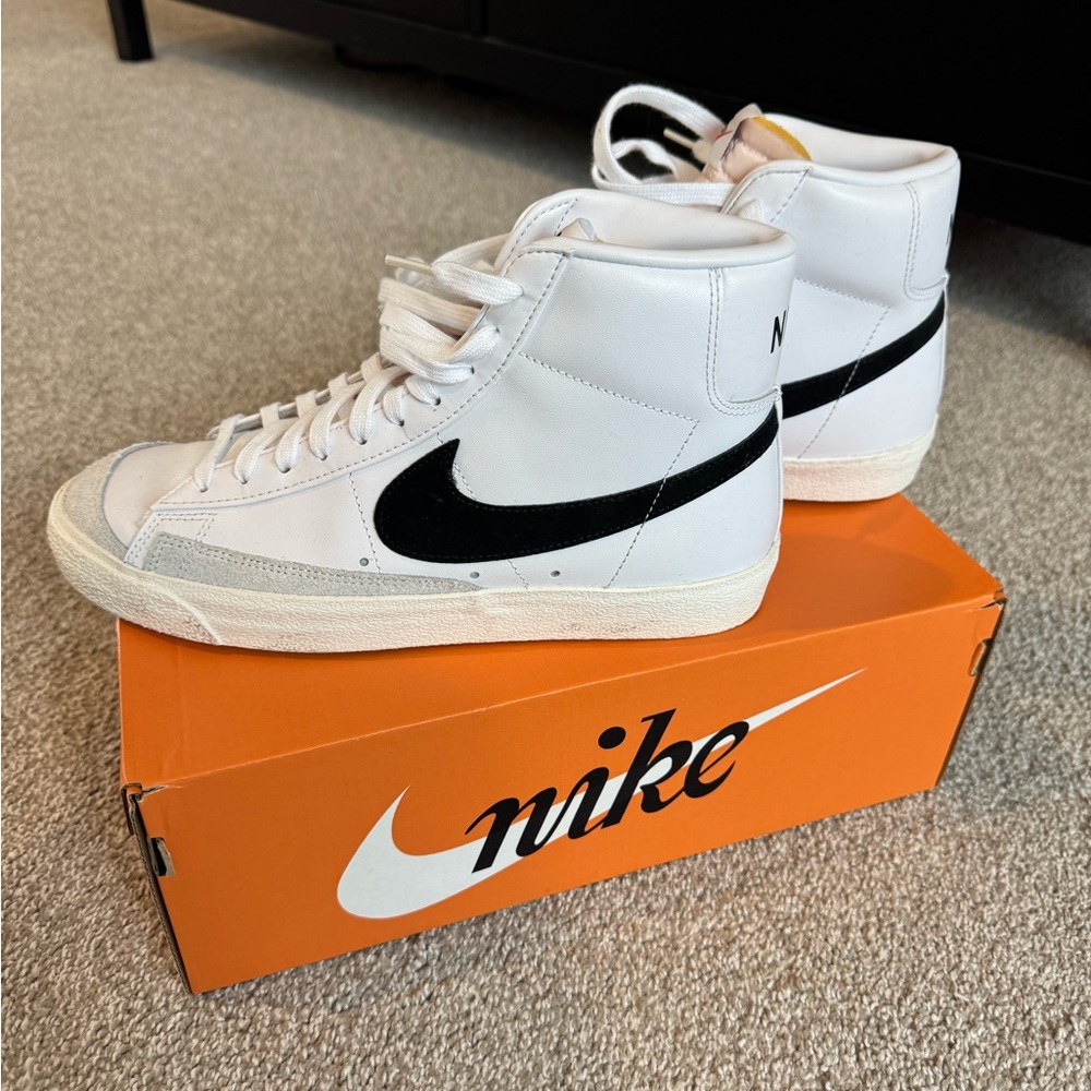 Nike Blazer ‘77 - Women’s High-Tops